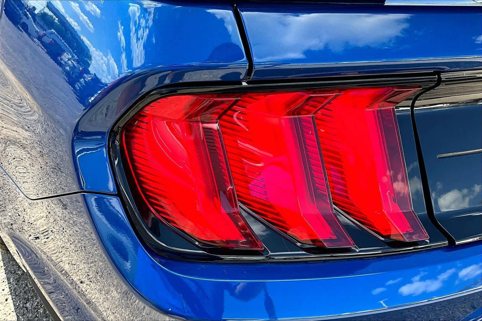 Used 2022 Ford Mustang GT Premium w/ GT Performance Package image 28