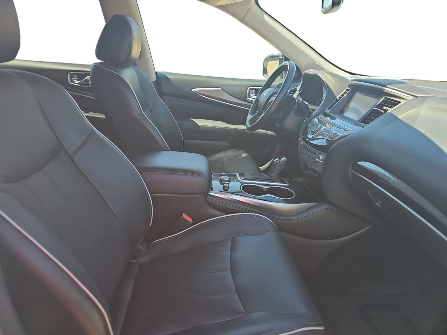 Used 2017 INFINITI QX60 FWD w/ Premium Plus Package image 17
