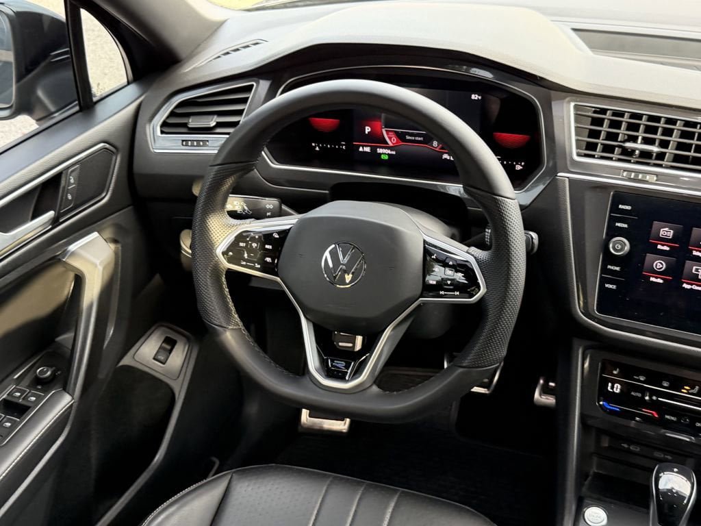 Used 2022 Volkswagen Tiguan SE R-Line AWD/4WD image 13