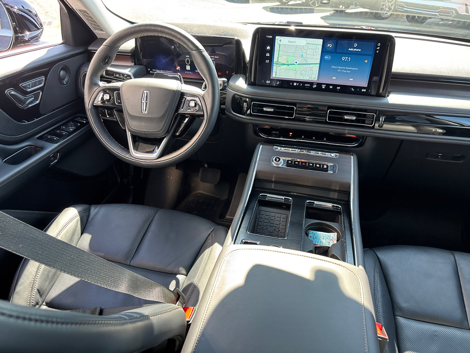 New 2025 Lincoln Aviator Reserve w/ Illumination Package image 32