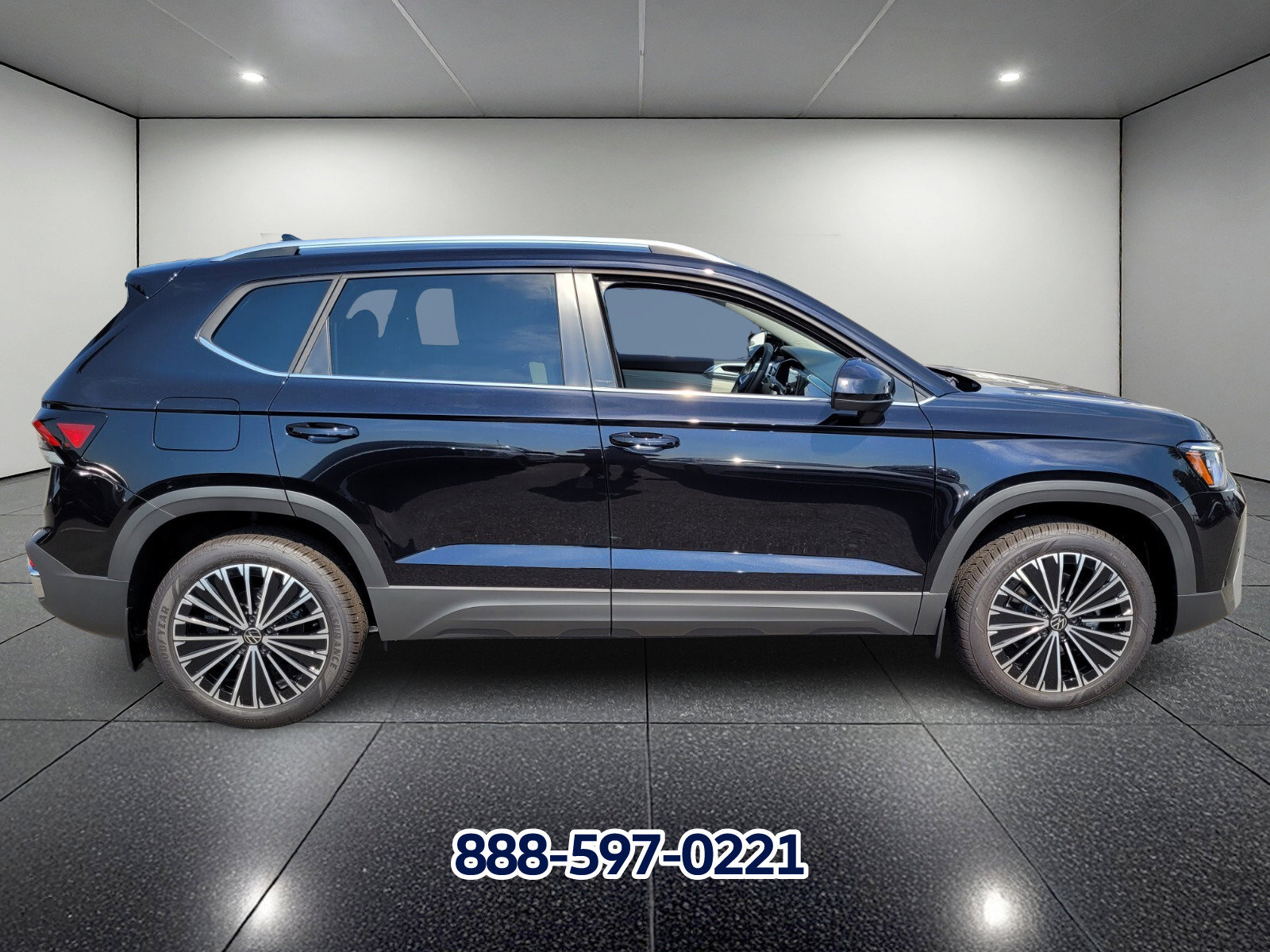 New 2025 Volkswagen Taos SE video 2