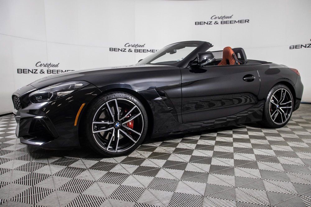 Used 2021 BMW Z4 M40i w/ Shadowloine Package image 7