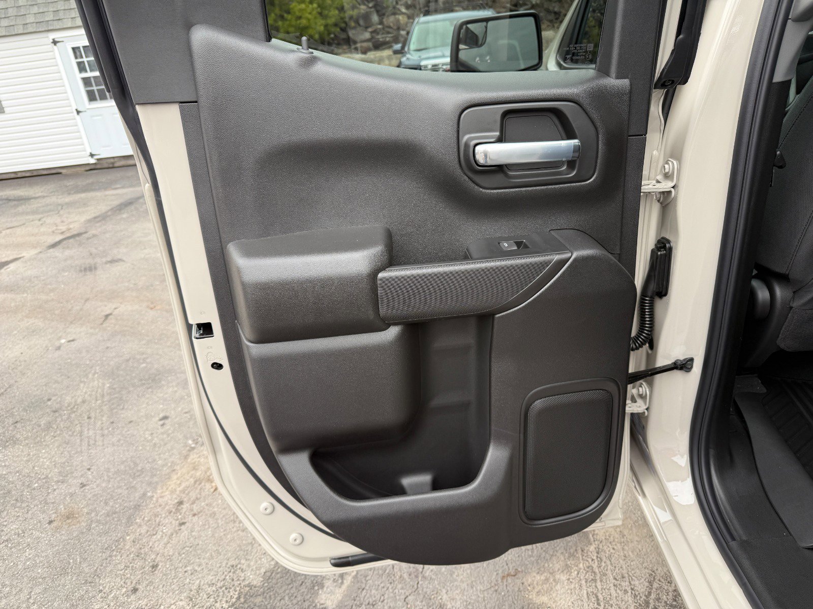New 2026 GMC Sierra 1500 Pro w/ Graphite Edition image 17