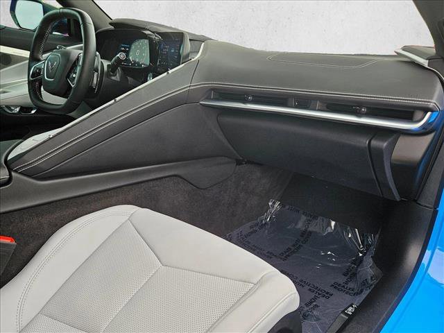 Used 2023 Chevrolet Corvette Stingray Preferred Cpe w/ Z51 Performance Package image 18