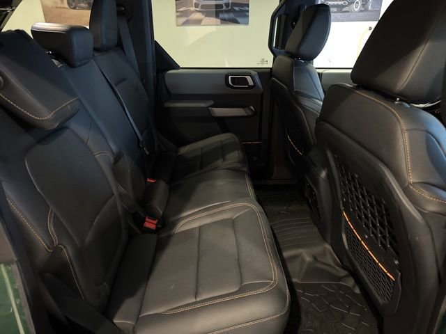 Used 2023 Ford Bronco Badlands w/ Sasquatch Package image 11