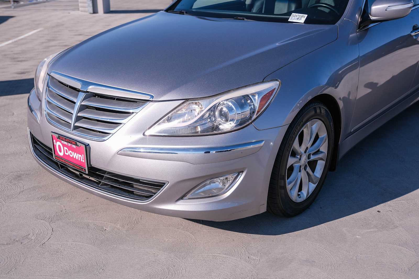 Used 2013 Hyundai Genesis 3.8 RWD image 11