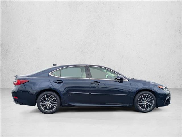 Used 2017 Lexus ES 350 FWD image 4