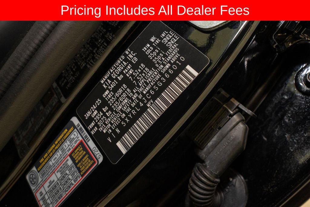 Used 2025 Kia Sorento S w/ Panoramic Sunroof Package FWD image 22