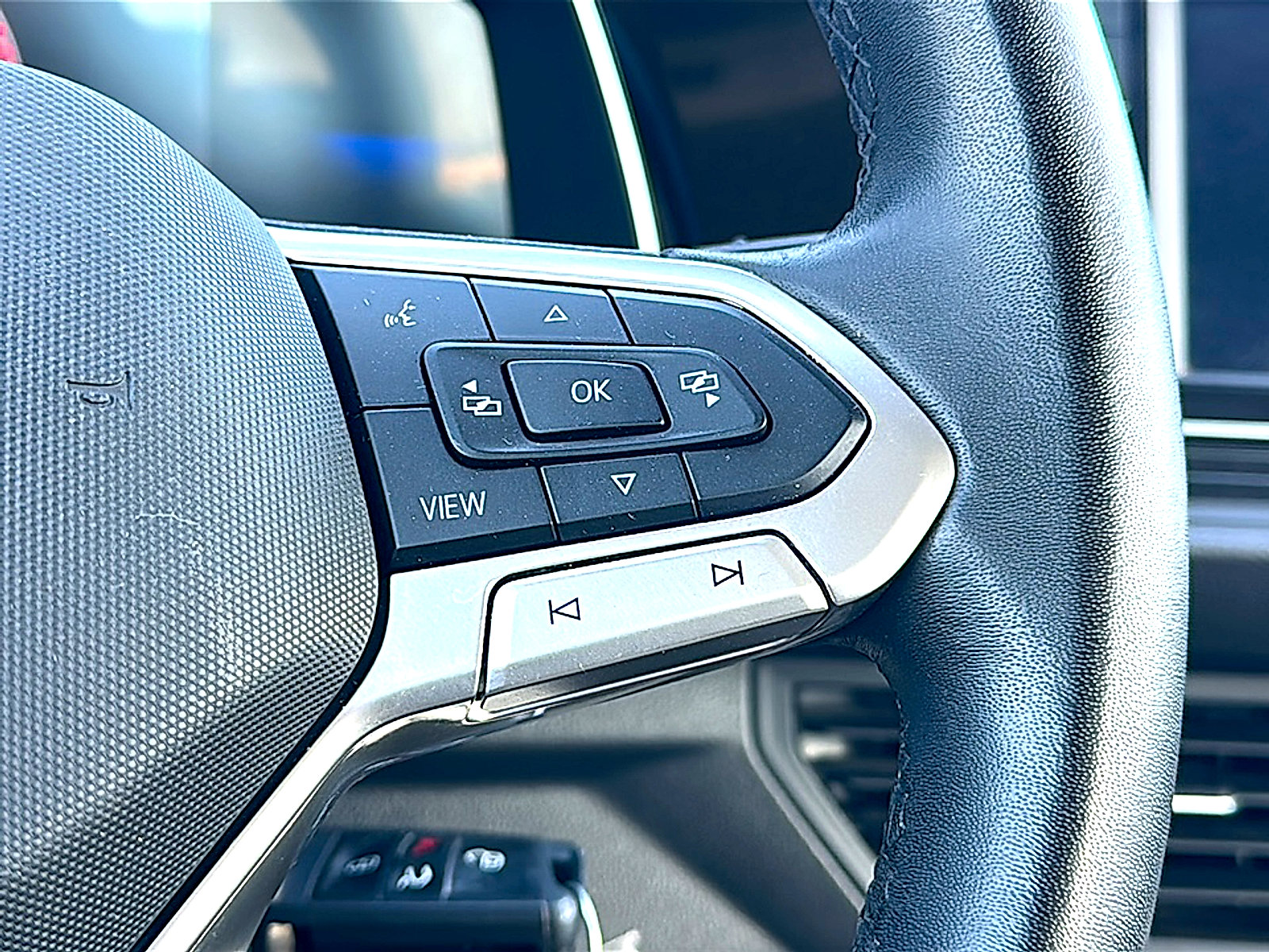 Used 2024 Volkswagen Jetta S image 28