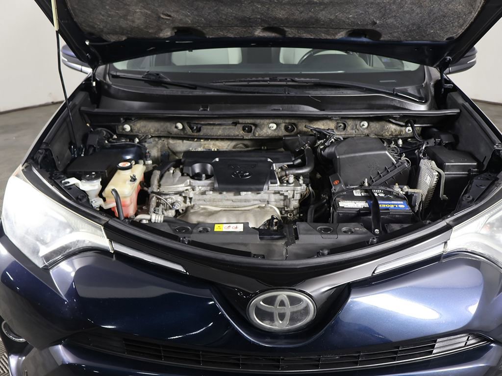 Used 2017 Toyota RAV4 XLE FWD image 19