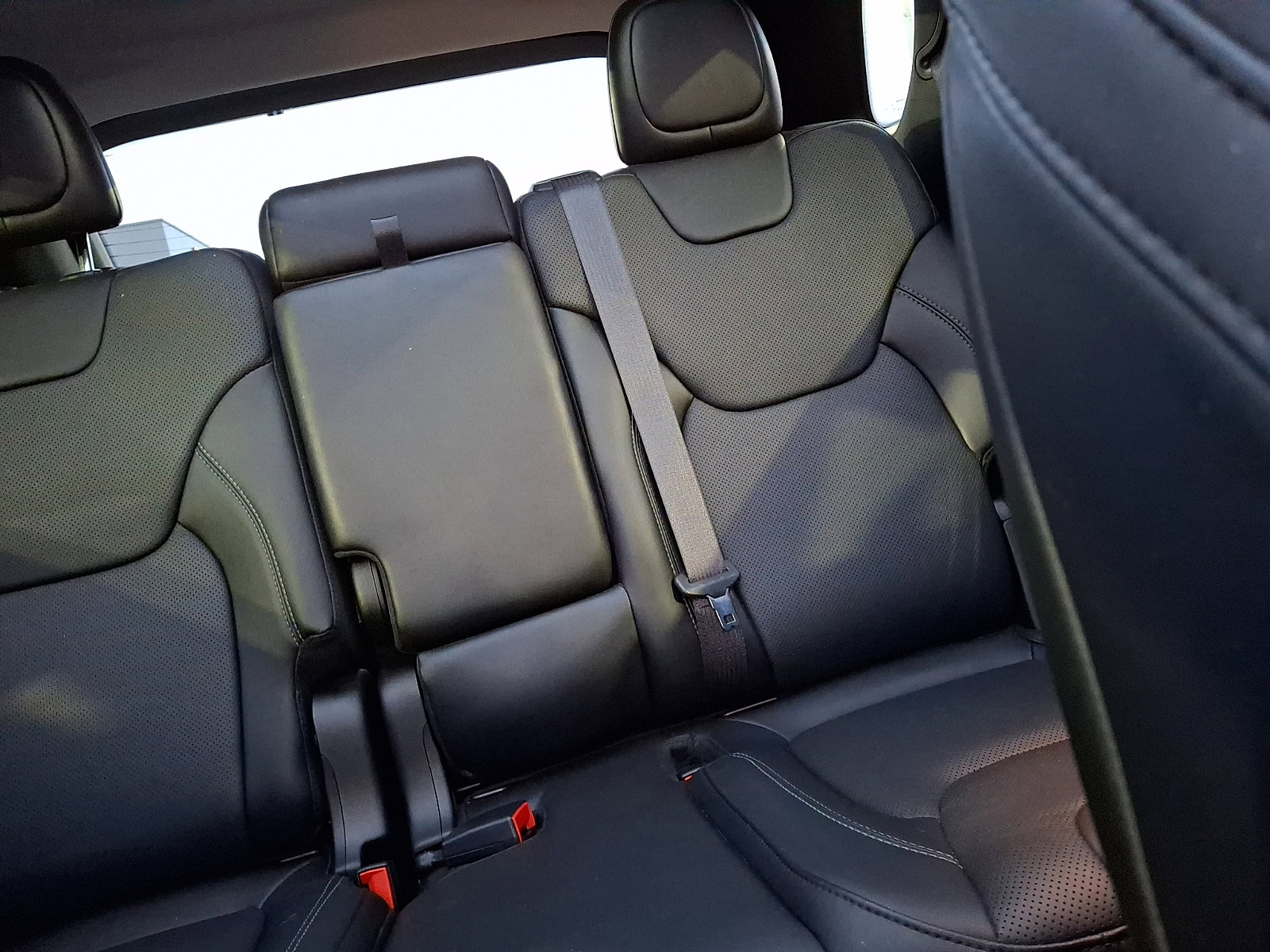 Used 2021 Jeep Cherokee Limited w/ Elite Package image 20