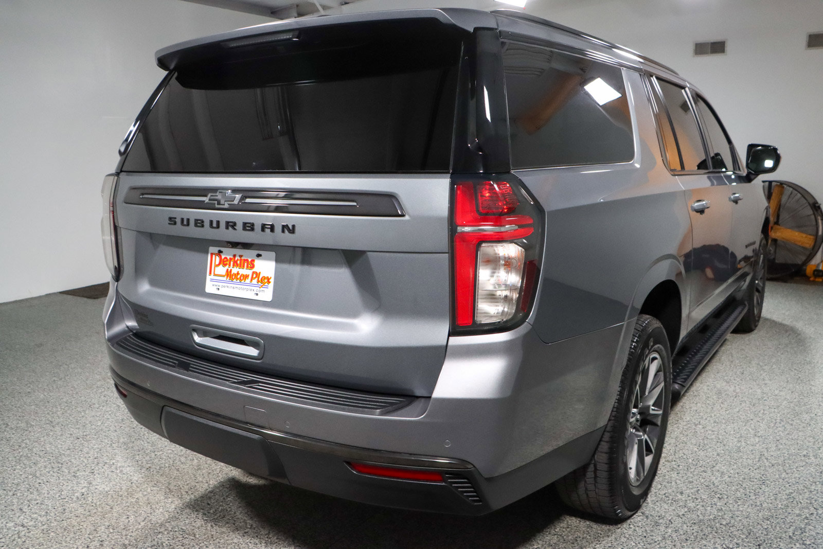 Used 2021 Chevrolet Suburban Z71 image 7