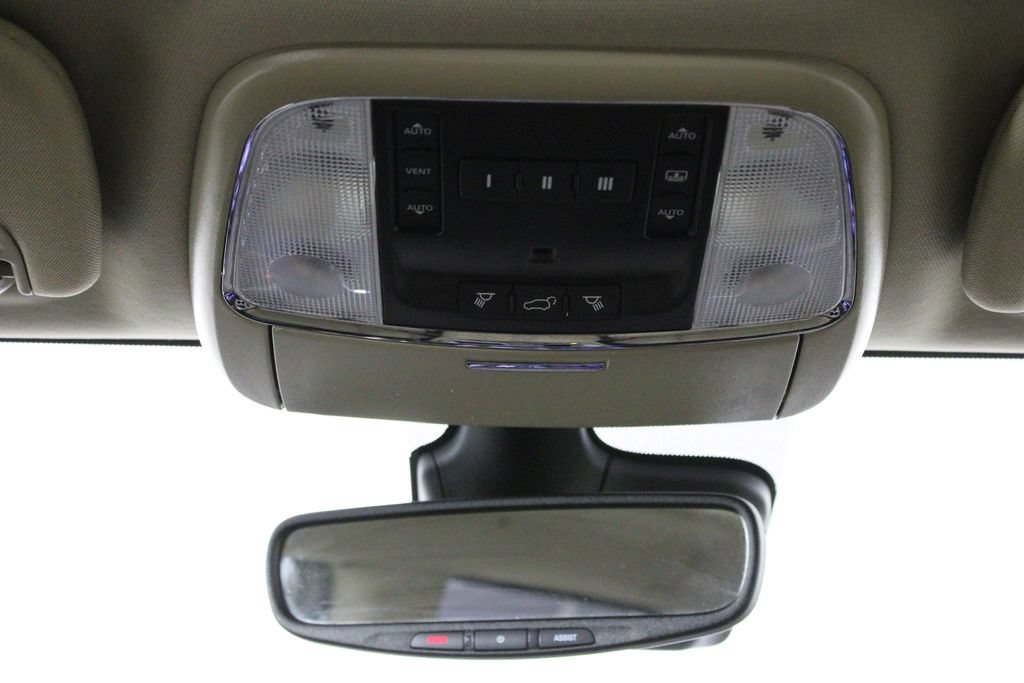 Used 2021 Jeep Grand Cherokee Overland AWD/4WD image 27