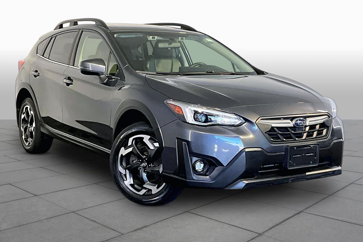 Used 2021 Subaru Crosstrek 2.5i Limited w/ Moonroof Package 1 AWD/4WD image 3