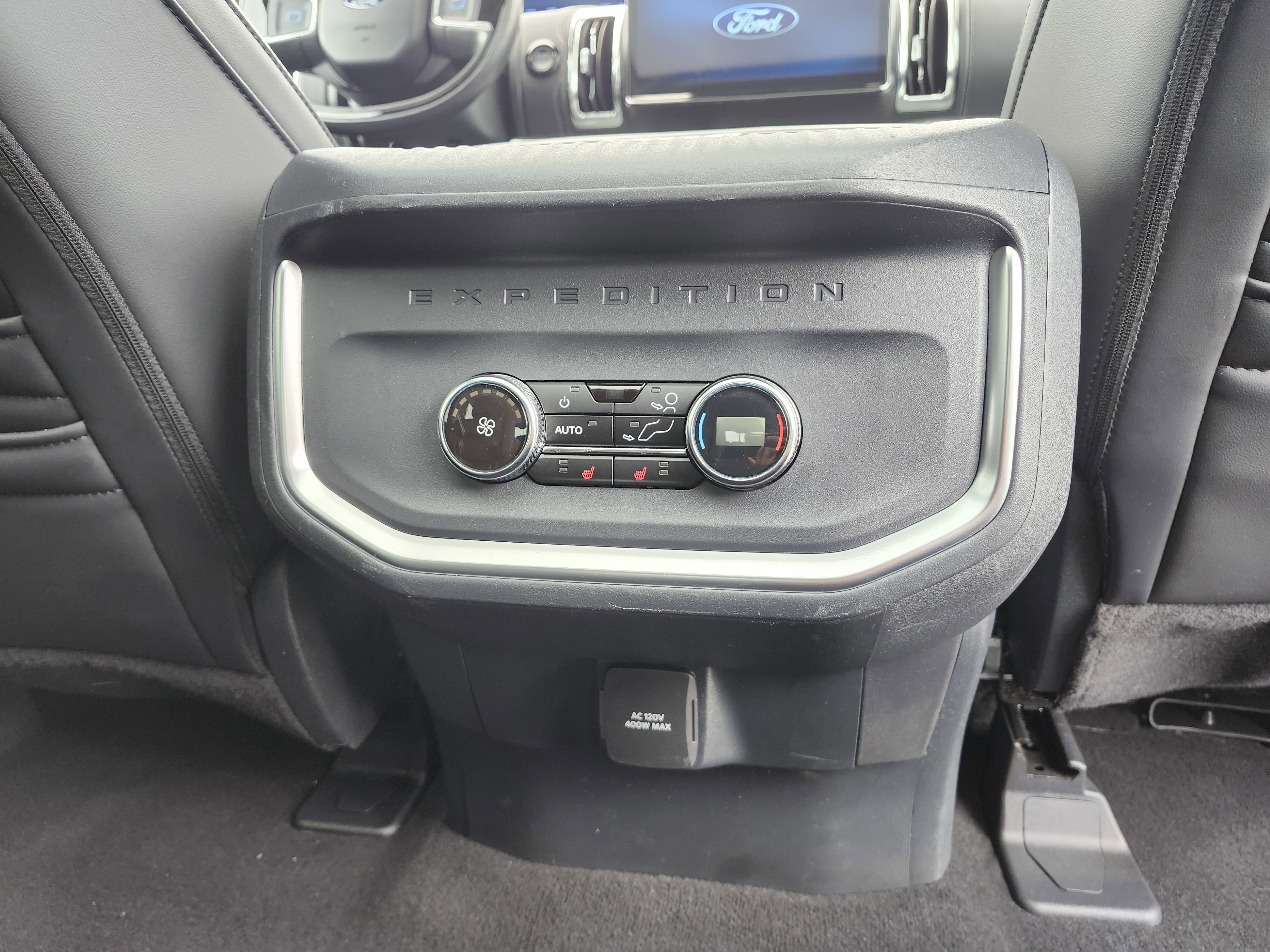 Used 2025 Ford Expedition Platinum AWD/4WD image 23