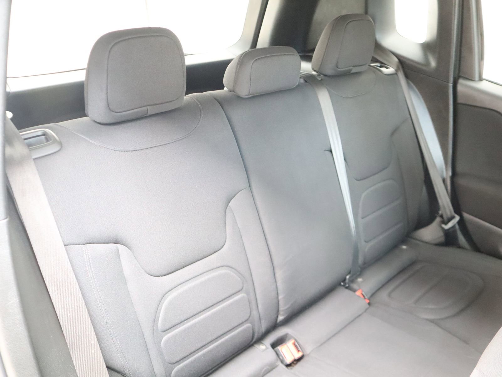 Used 2020 Jeep Renegade Latitude w/ Cold Weather Group image 51