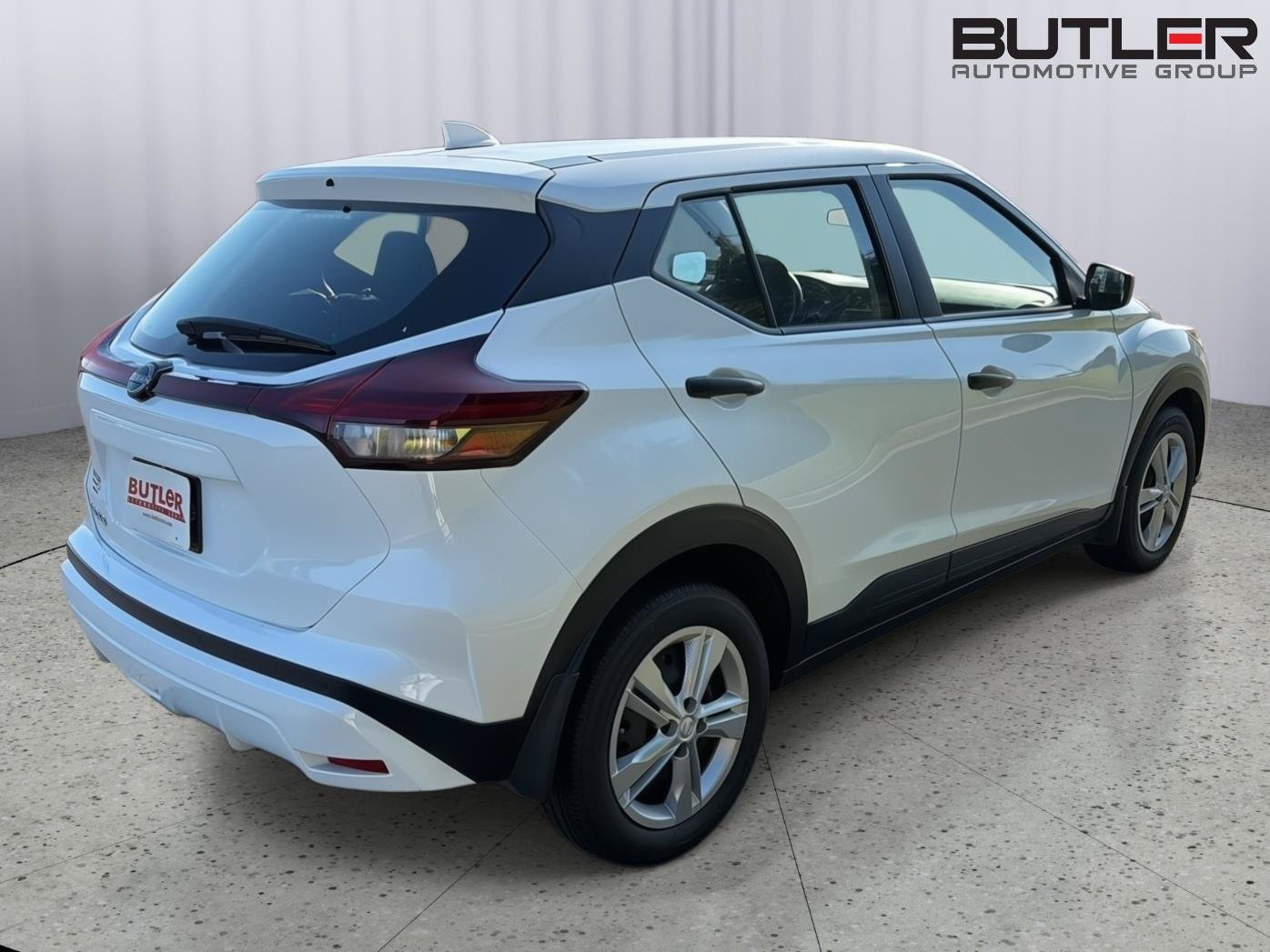 Used 2024 Nissan Kicks S FWD image 6