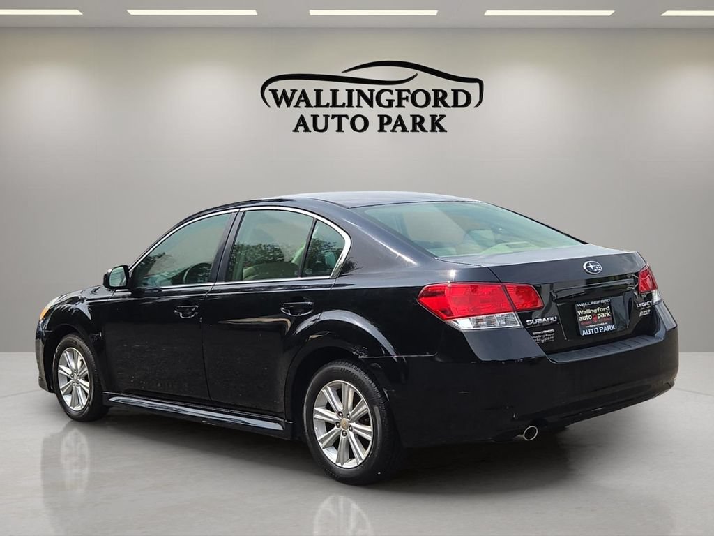 Used 2011 Subaru Legacy 2.5i Premium AWD/4WD image 6