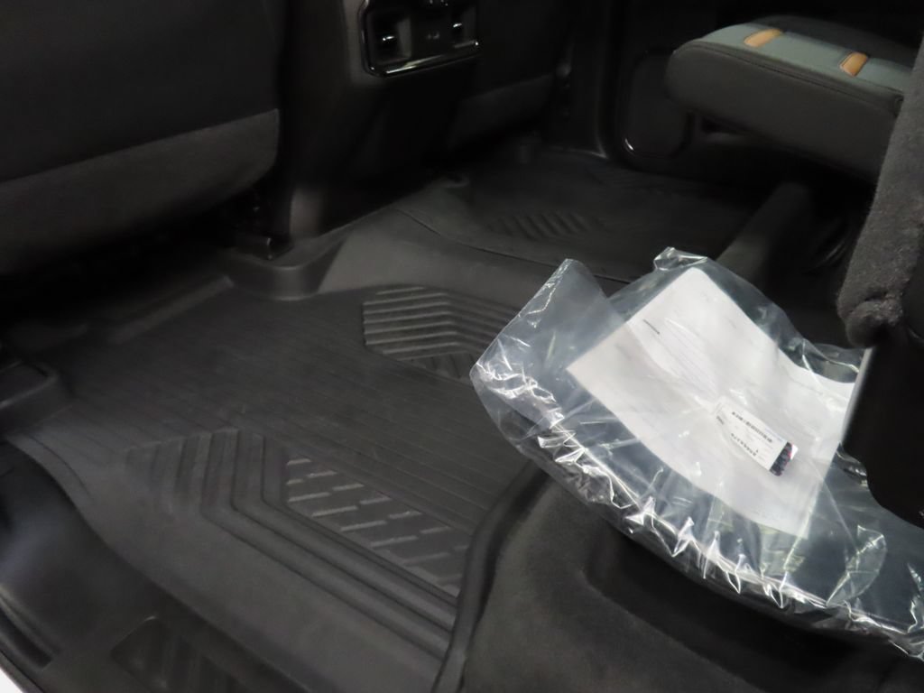 Used 2026 GMC Sierra 2500 AT4 w/ AT4 Premium Plus Package AWD/4WD image 80