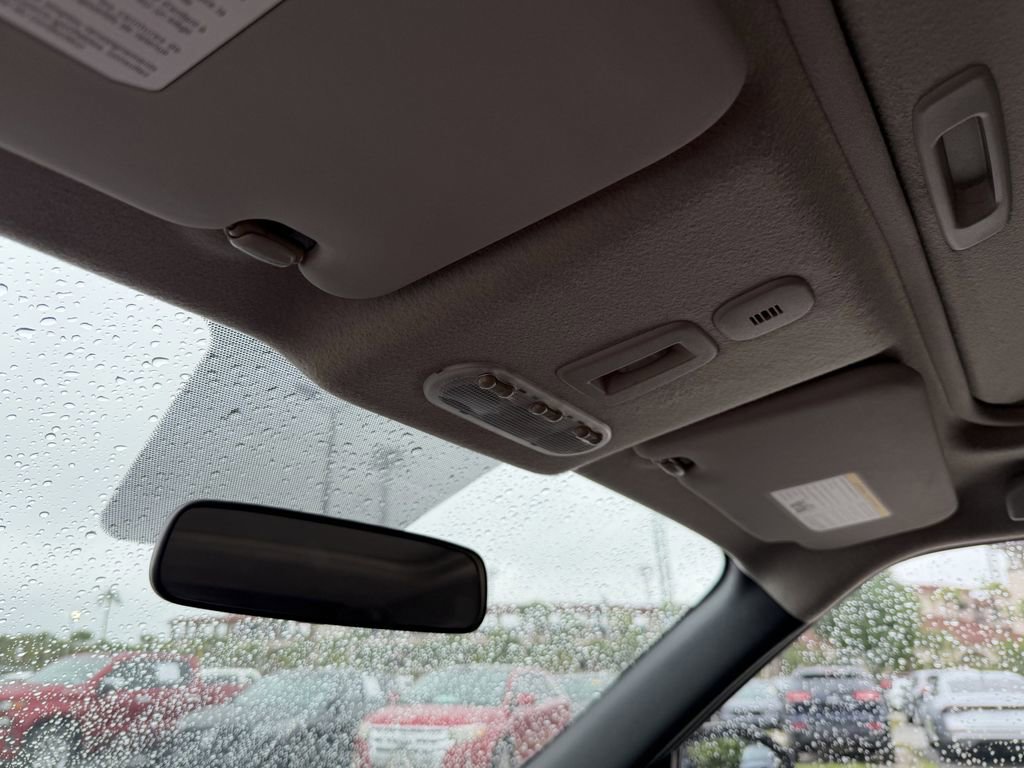 Used 2012 Nissan Juke SL image 35