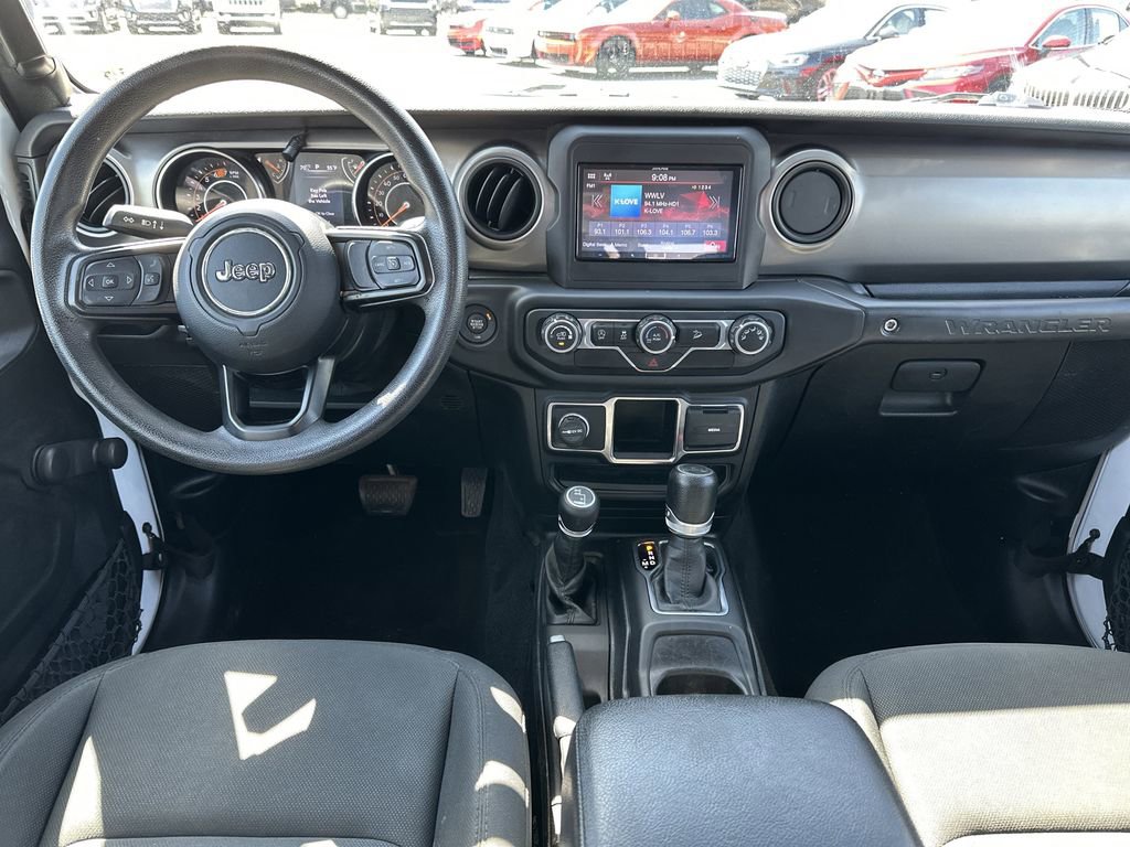 Certified 2020 Jeep Wrangler Unlimited Sport AWD/4WD image 10