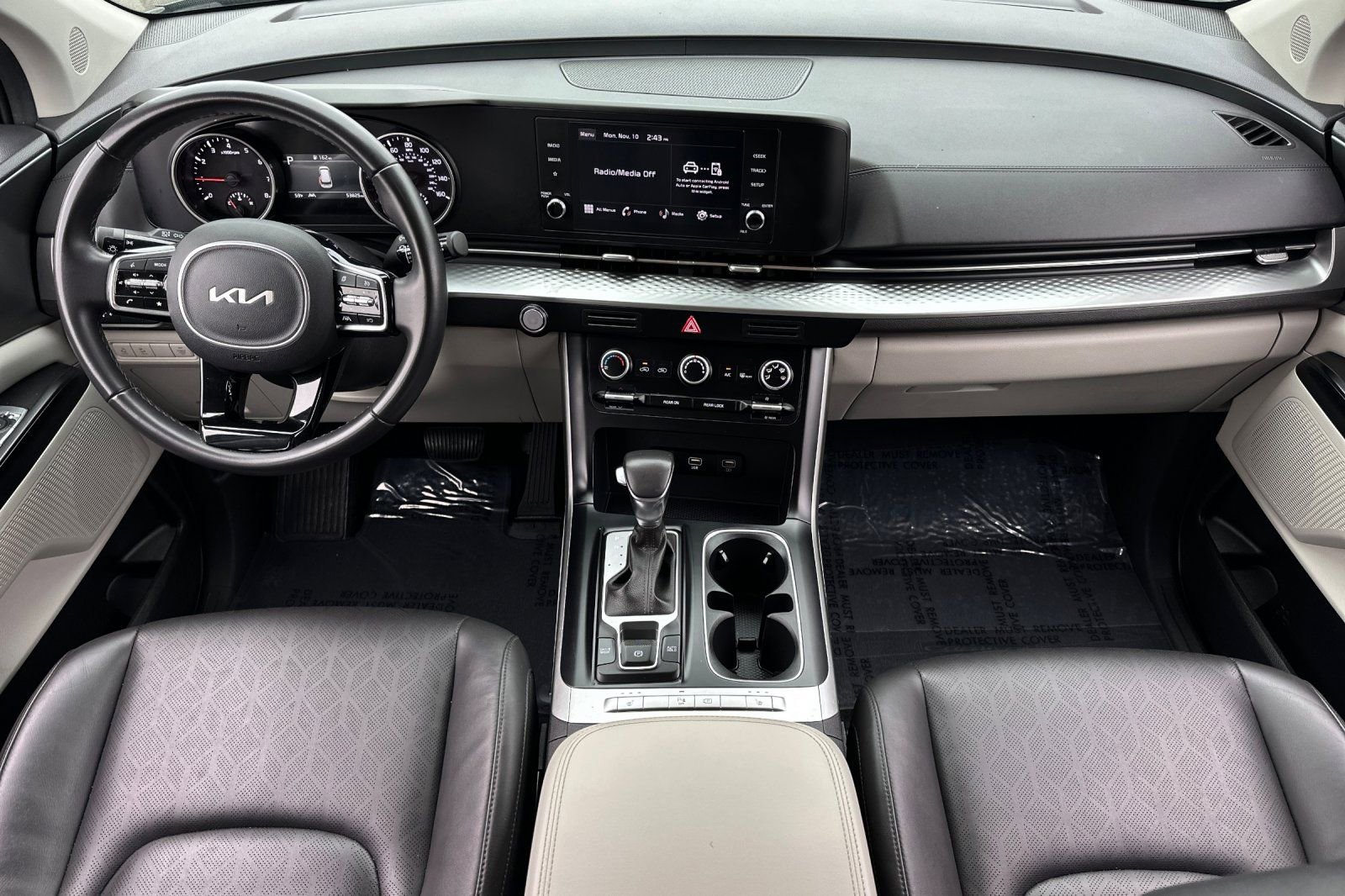 Used 2024 Kia Carnival LX FWD image 15