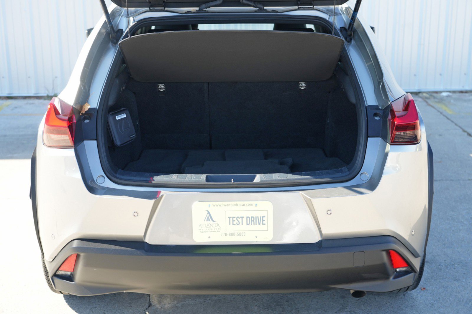 Used 2022 Lexus UX 200 image 8