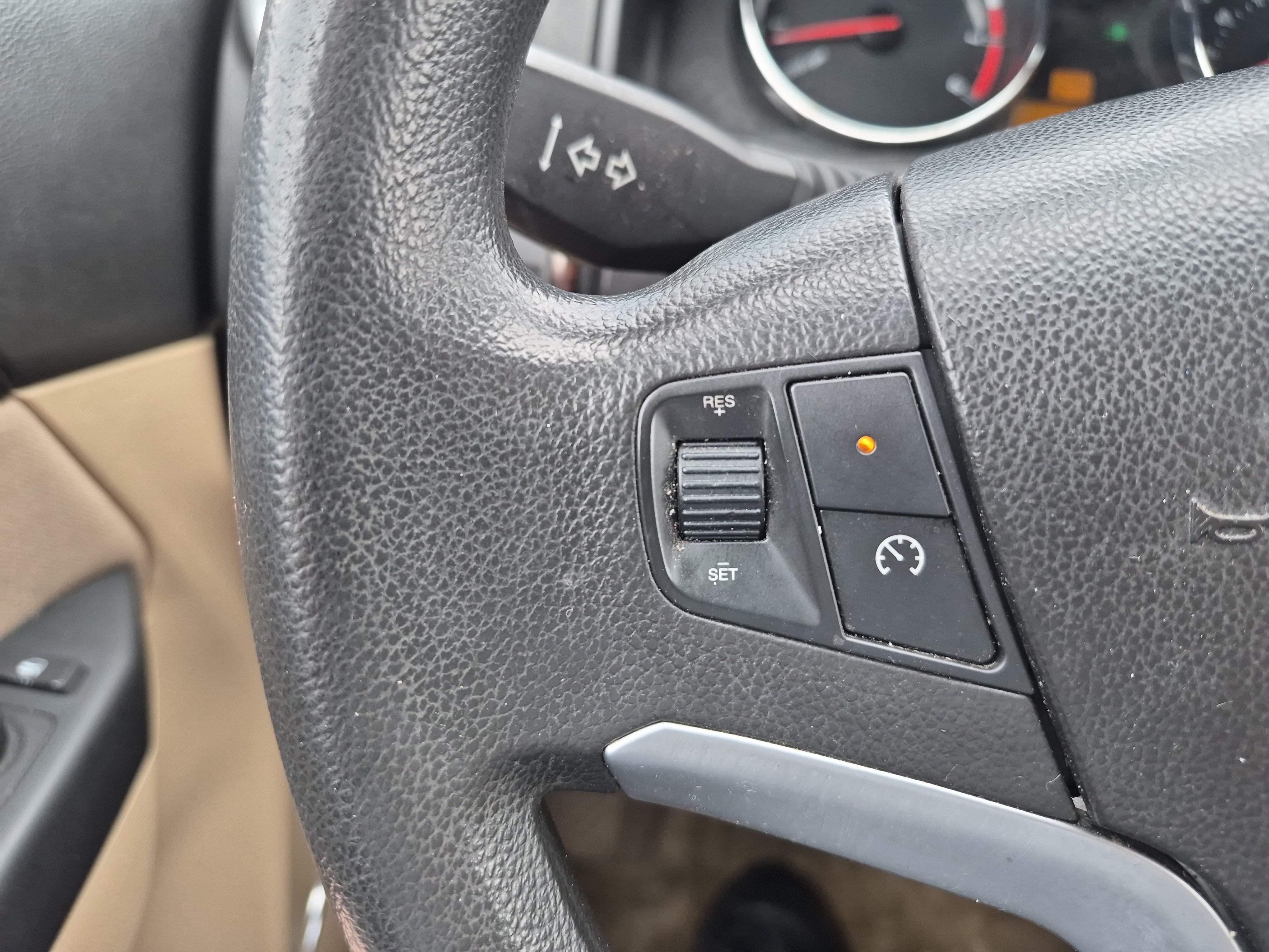 Used 2008 Saturn Vue XE FWD image 15