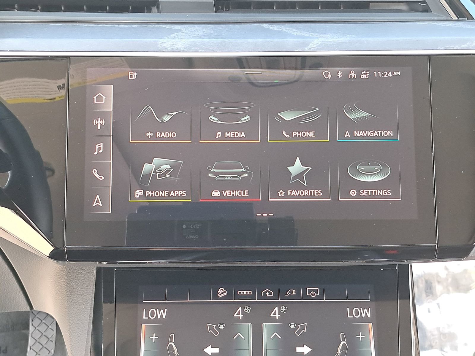 Certified 2024 Audi Q8 e-tron Premium Plus w/ Premium Plus Package image 24