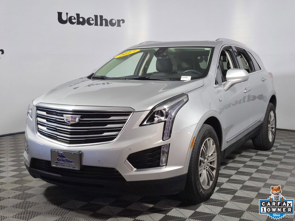 Used 2017 Cadillac XT5 Luxury w/ Driver Awareness Package AWD/4WD image 3