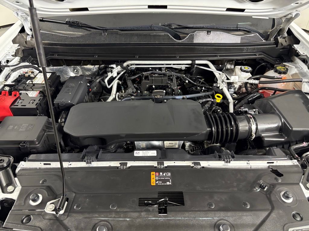 Used 2024 Chevrolet Colorado W/T w/ Safety Package image 48