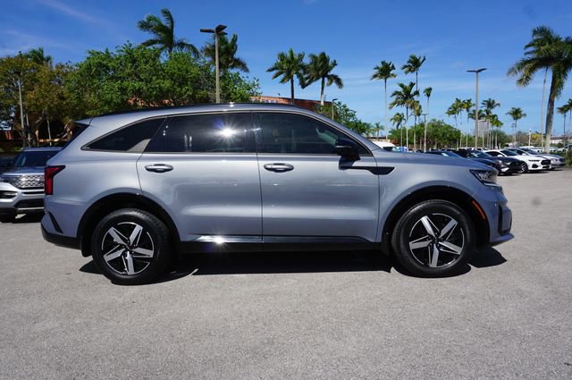 Used 2023 Kia Sorento EX w/ Panoramic Sunroof Package FWD image 14