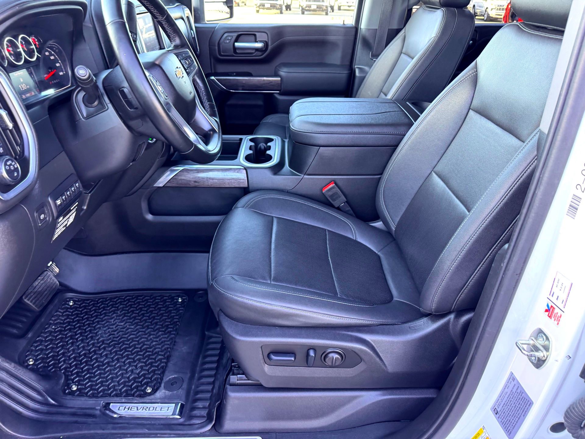 Used 2023 Chevrolet Silverado 2500 LTZ w/ LTZ Convenience Package image 12