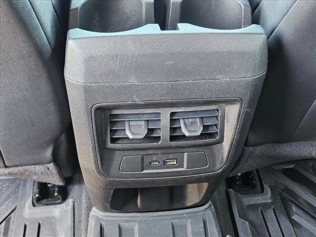 Used 2023 Chevrolet Colorado Z71 w/ Z71 Convenience Package 2 AWD/4WD image 17