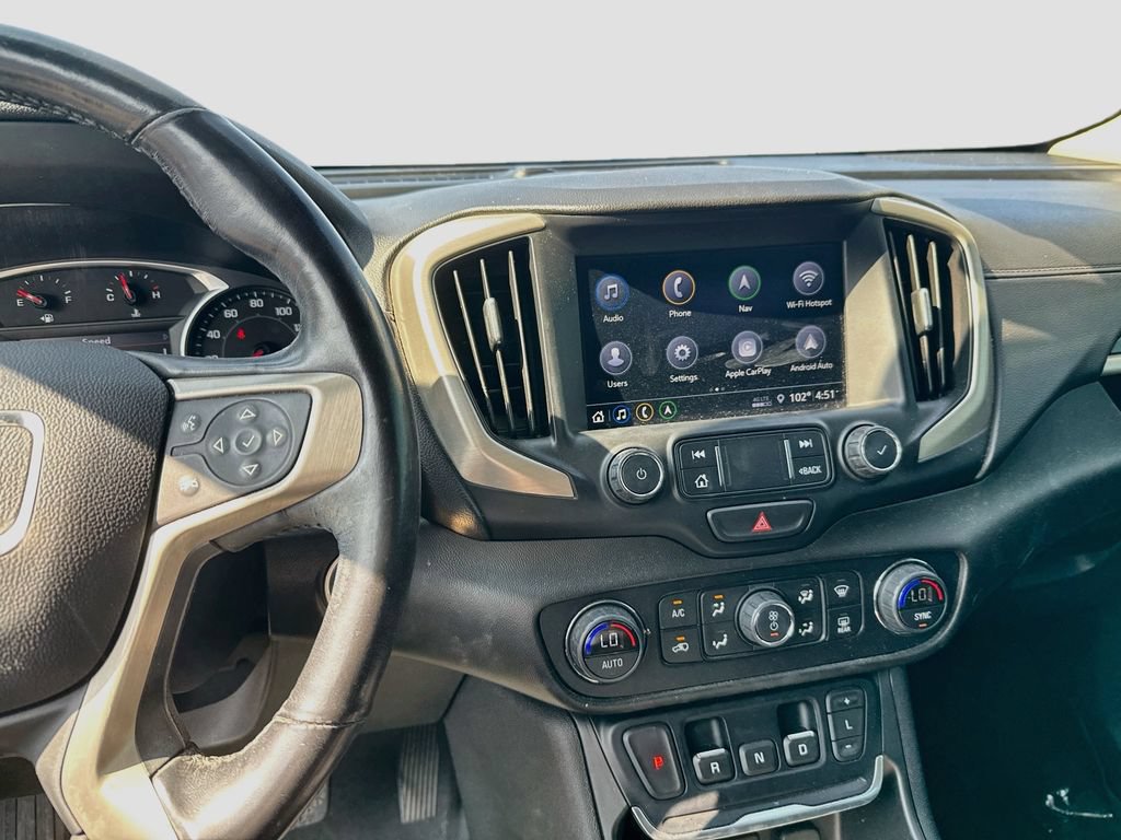 Used 2020 GMC Terrain Denali w/ Denali Premium Package FWD image 16