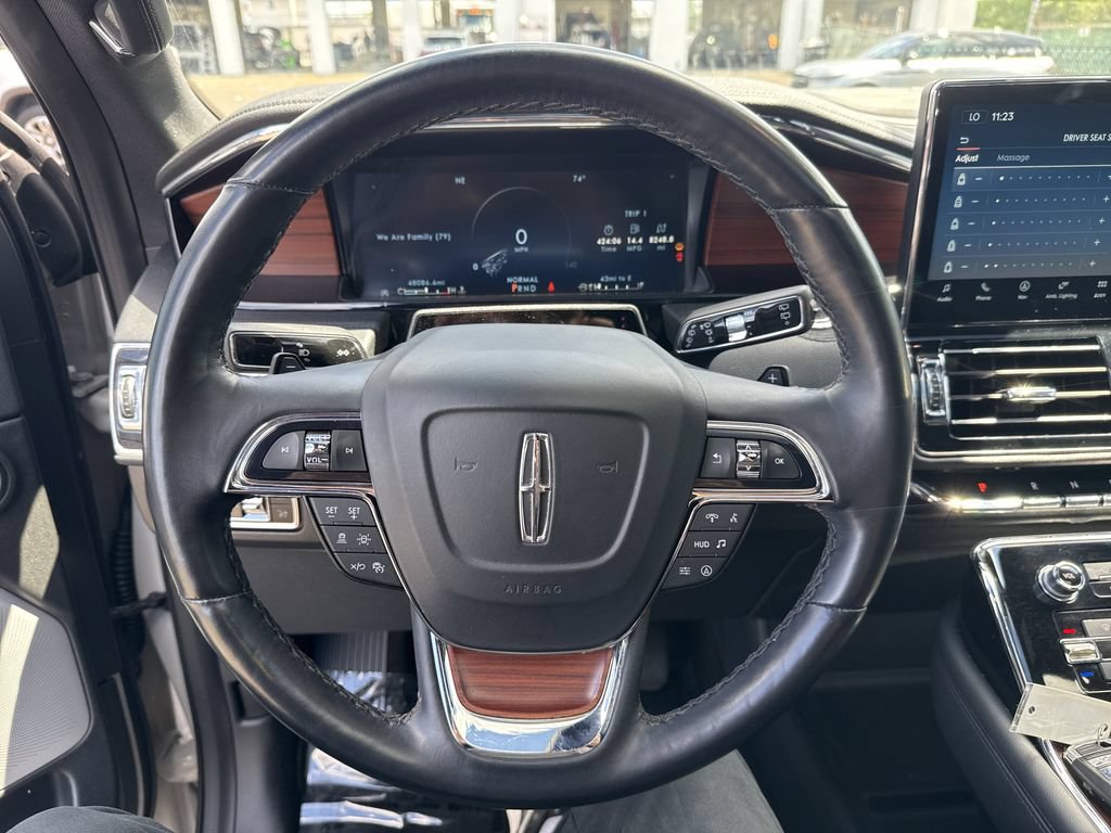 Certified 2023 Lincoln Navigator L Reserve AWD/4WD image 23