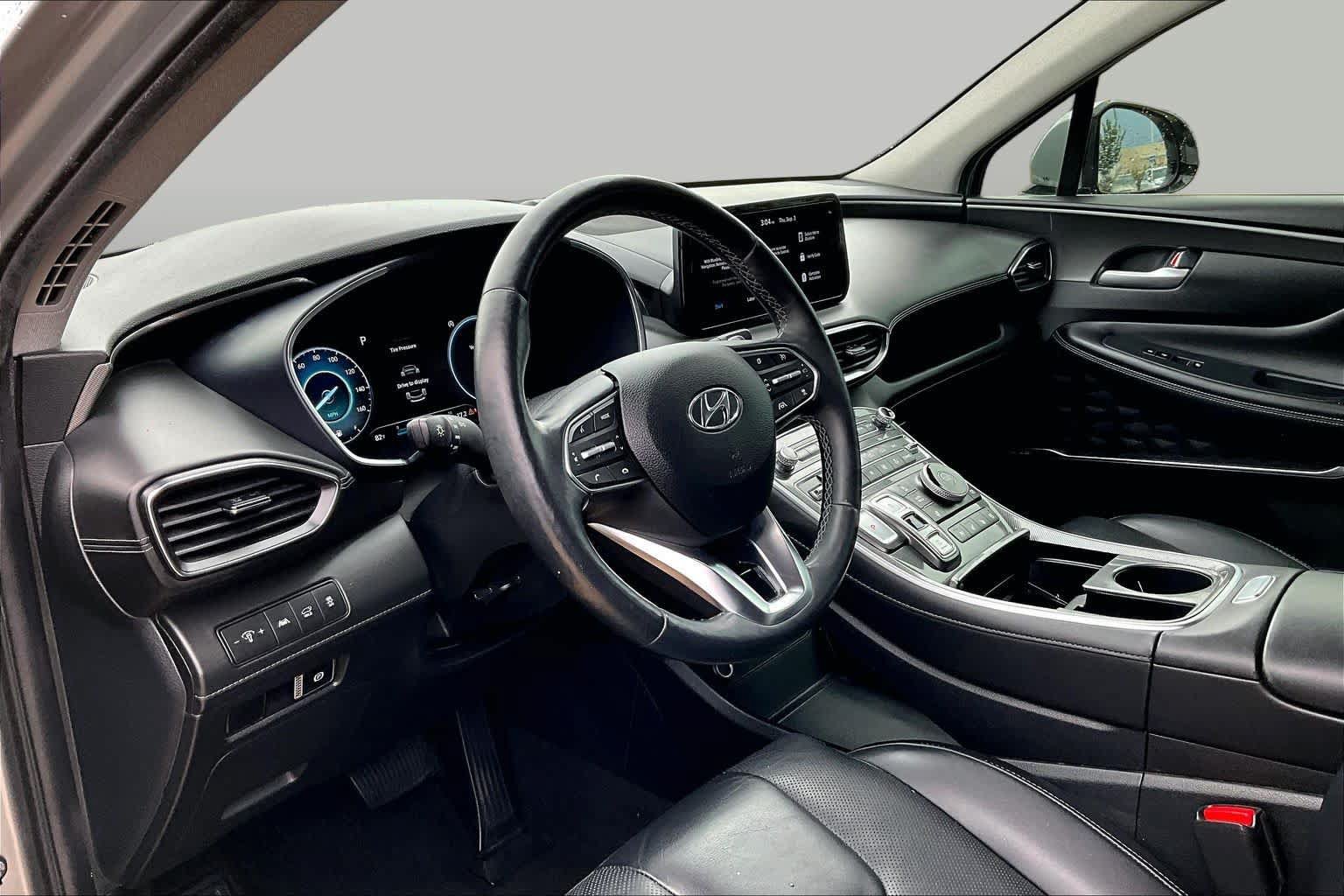Used 2023 Hyundai Santa Fe Limited FWD image 17