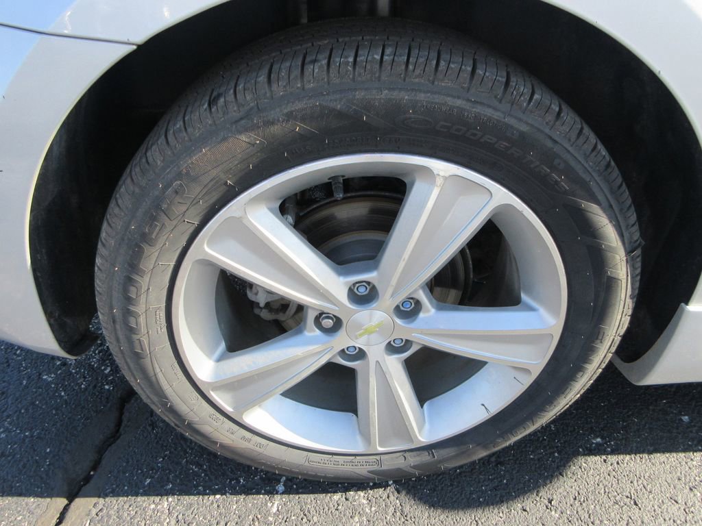 Used 2013 Chevrolet Cruze LT w/ RS Package image 10