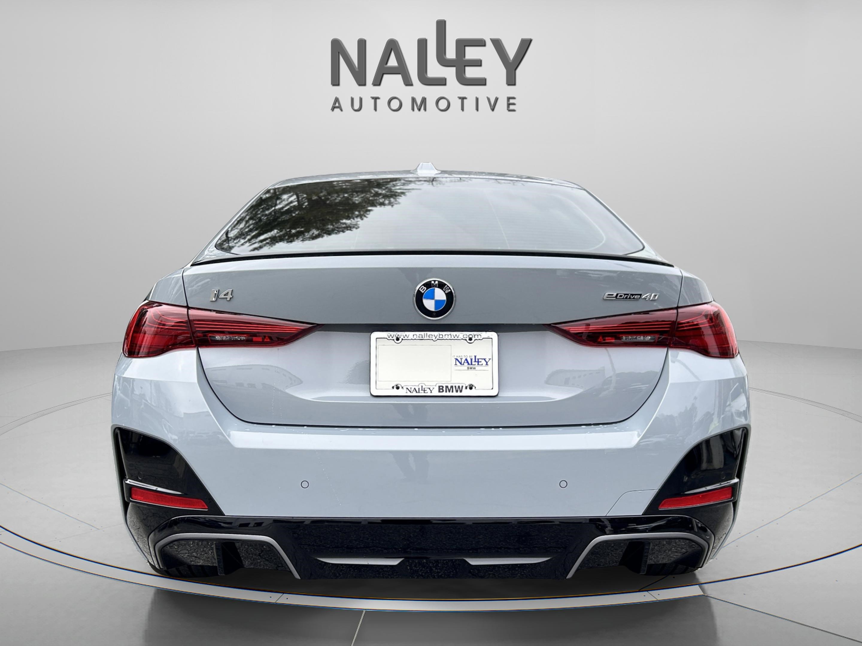 Used 2026 BMW i4 eDrive40 w/ M Sport Package image 4