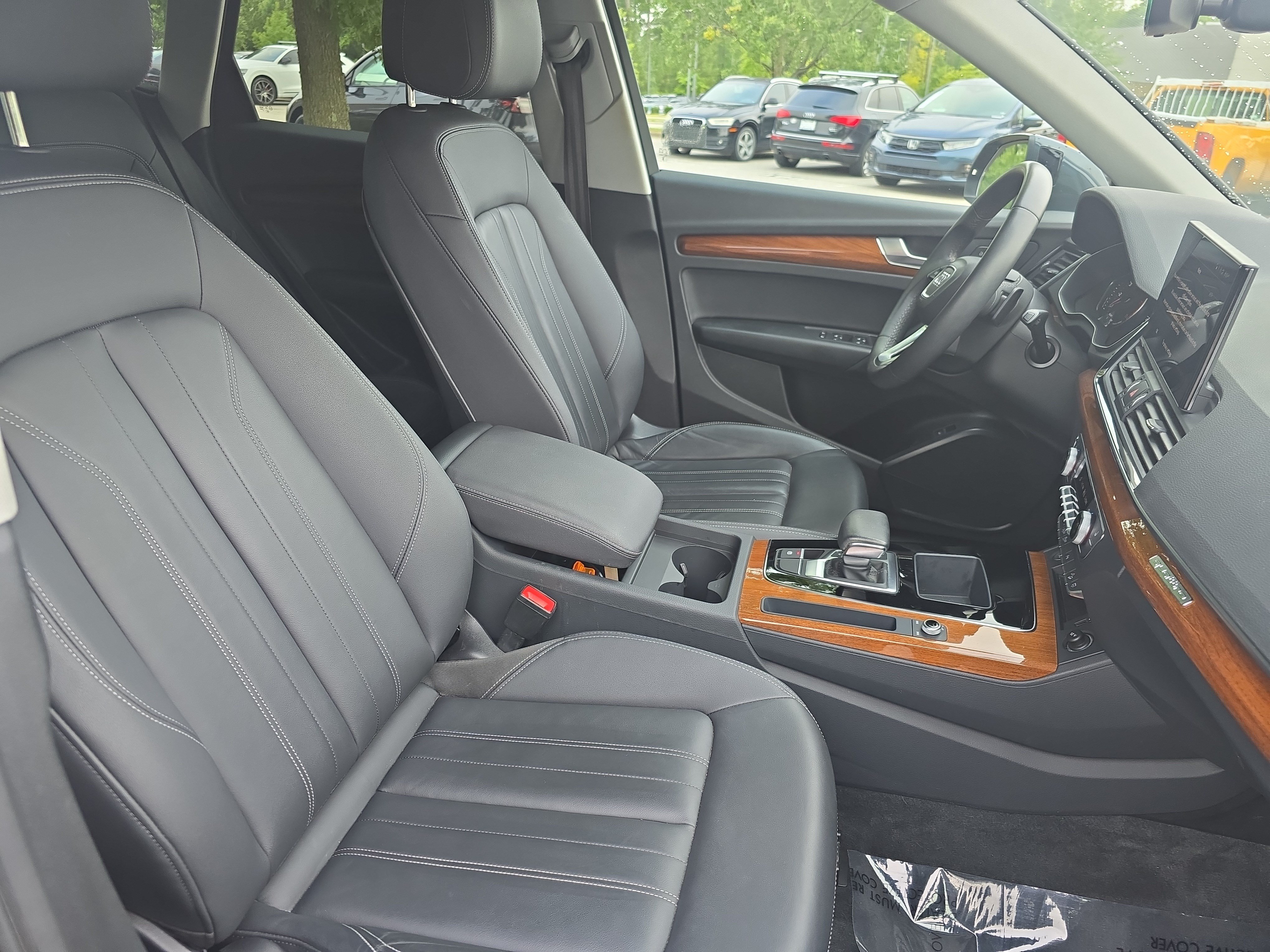 Used 2023 Audi Q5 2.0T Premium w/ Convenience Package AWD/4WD image 10