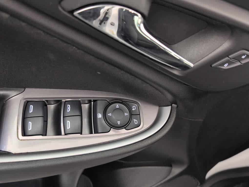 Used 2024 Chevrolet Malibu LT FWD image 18