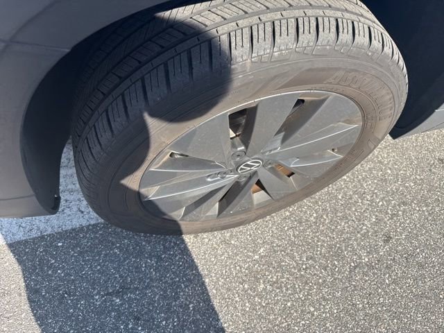 Certified 2023 Volkswagen Taos S w/ IQ Drive S Package image 7