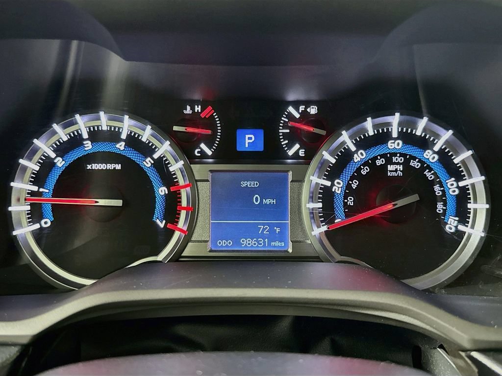 Used 2018 Toyota 4Runner TRD Off-Road w/ TRD Performance Package AWD/4WD image 12
