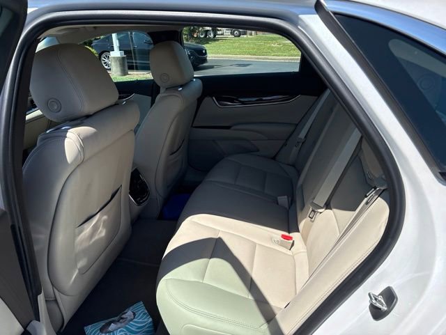 Used 2017 Cadillac XTS Premium Luxury FWD image 4