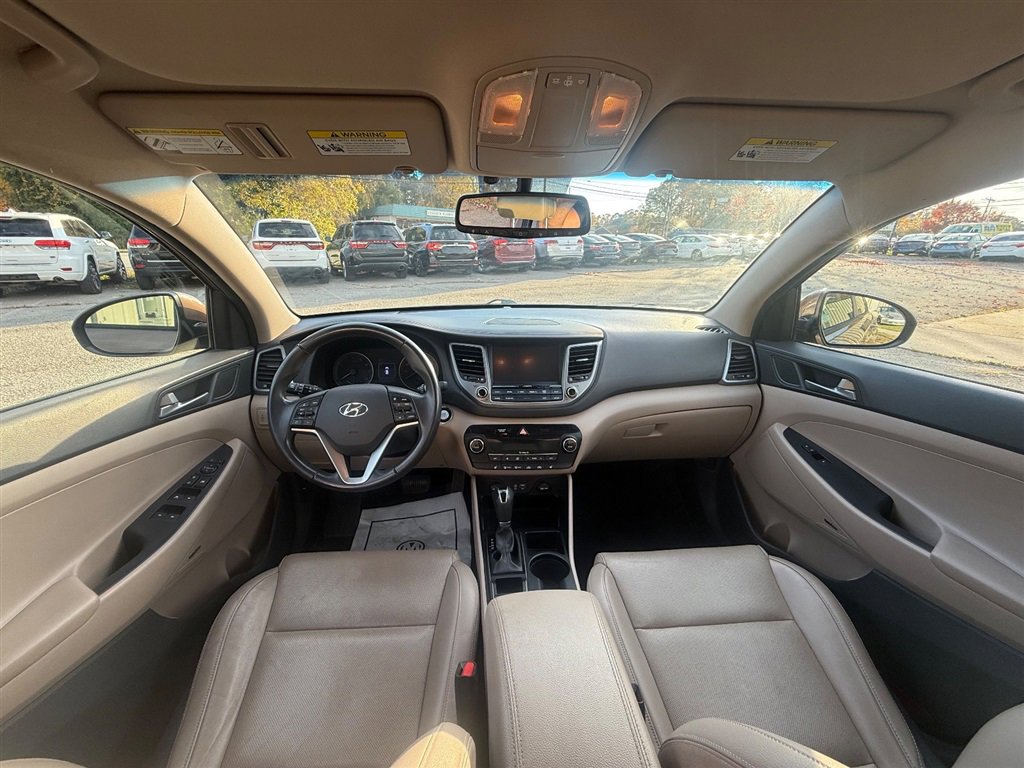 Used 2017 Hyundai Tucson SE Plus image 9
