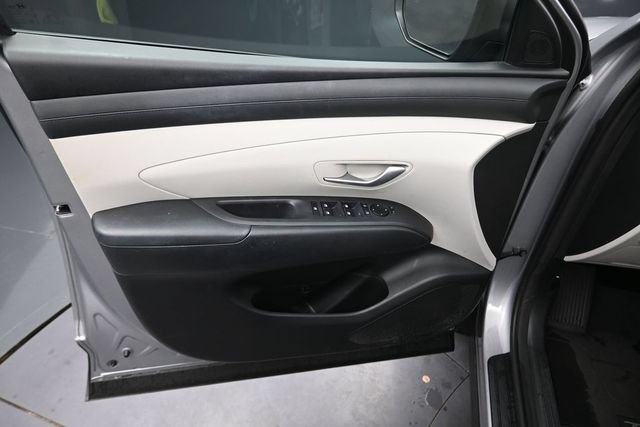 Used 2025 Hyundai Tucson Blue AWD/4WD image 17
