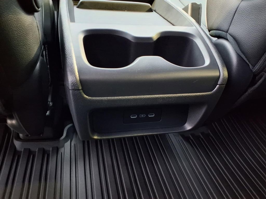 New 2026 Honda Odyssey Touring image 23