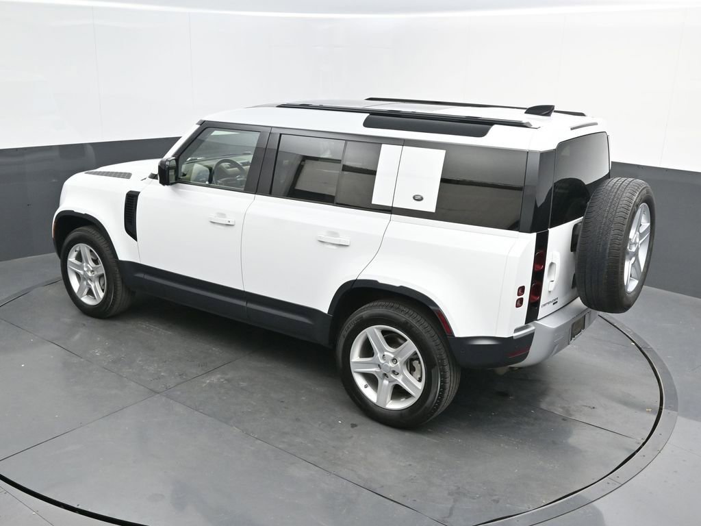 Used 2021 Land Rover Defender 110 SE image 31