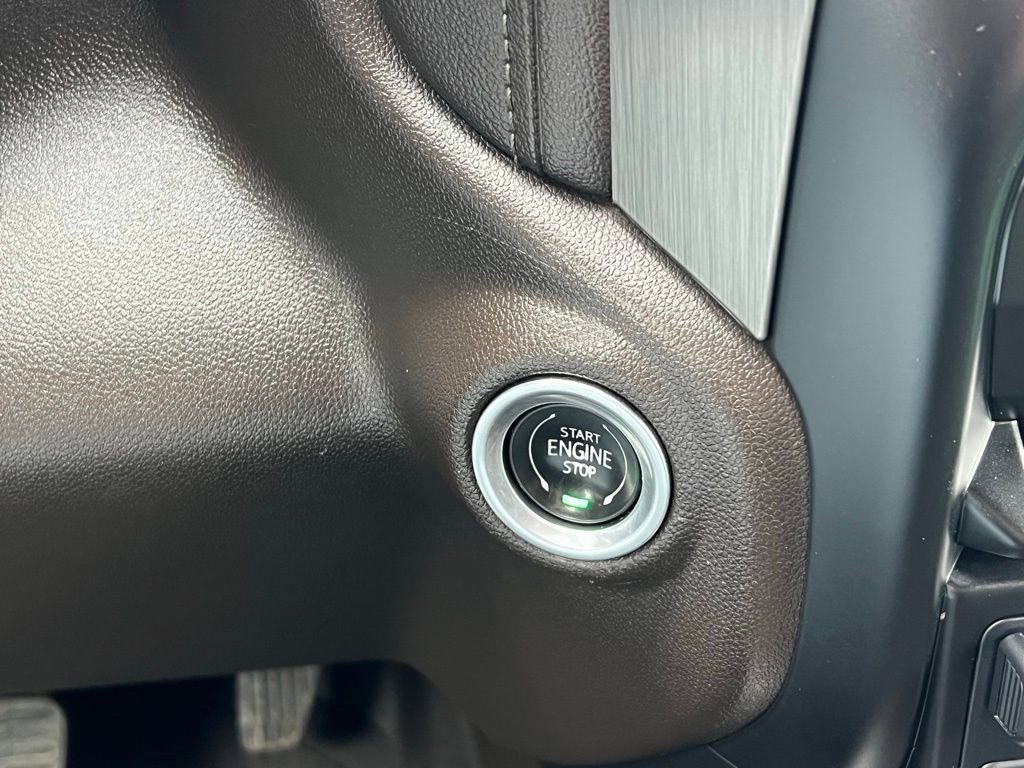 Used 2022 GMC Sierra 2500 Denali w/ Denali Ultimate Package image 32