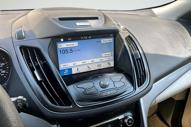 Used 2016 Ford Escape SE w/ Equipment Group 201A FWD image 17